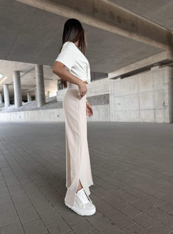 A2-18.jpeg A2-18.jpeg