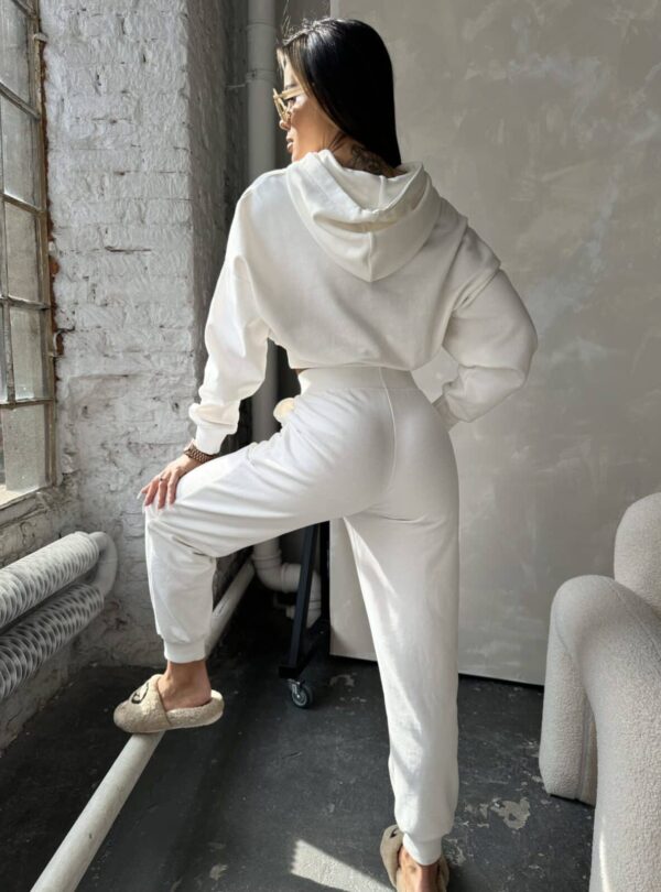 p6-2-1.jpeg p6-2-1.jpeg