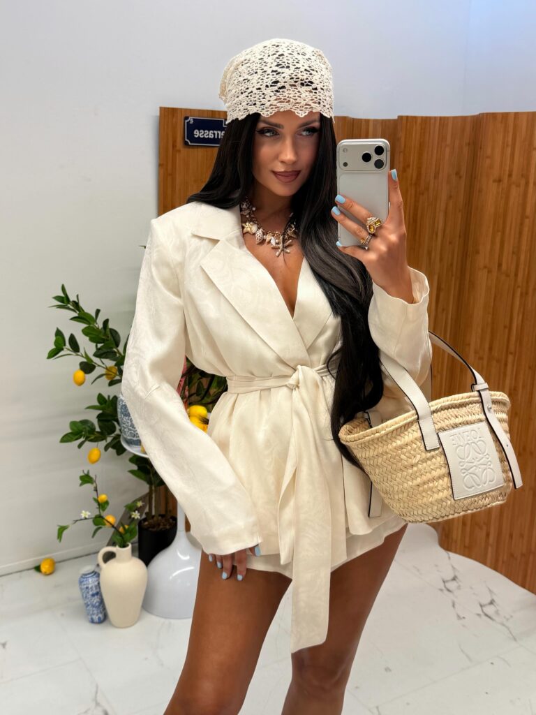 a1